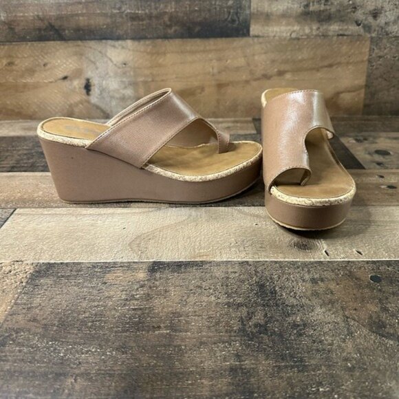 Siketu Womens Tan Faux Leather Cork Wedge Sandals Size 38 With Slip-On Design - Picture 7 of 7